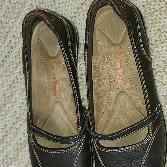BareTraps Reach Mary Janes, size  7.5 - Picture 7 of 8